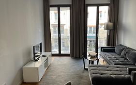 Modern Apartment In Mitte