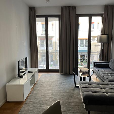 Modern Apartment In Mitte Berlino Esterno foto